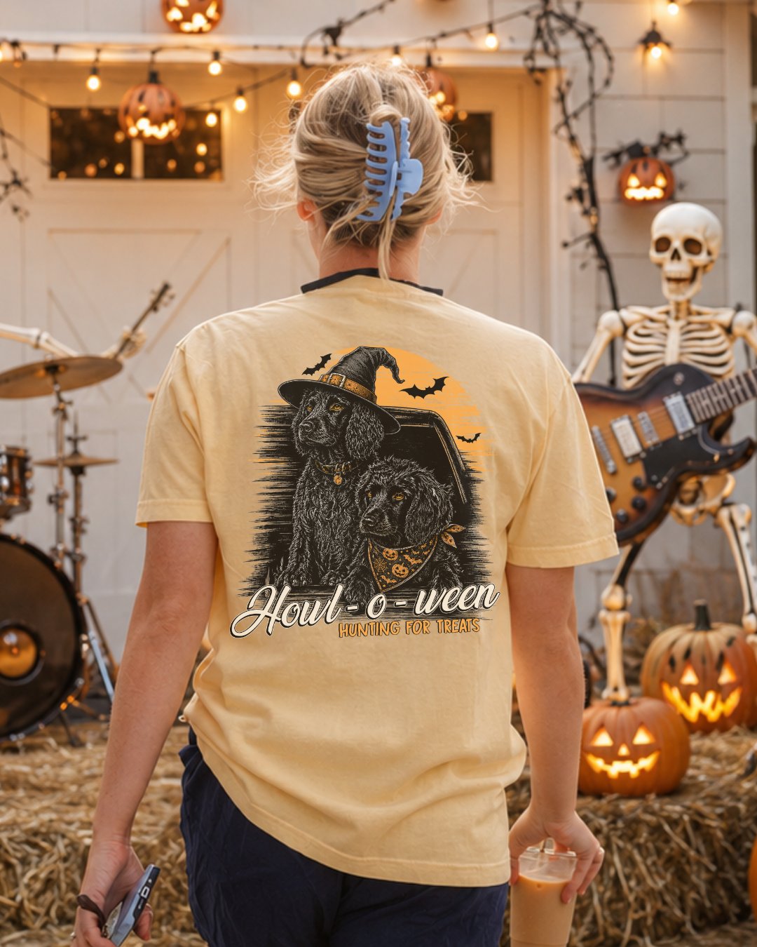 Howl O Ween Hunting For Treats T-shirt