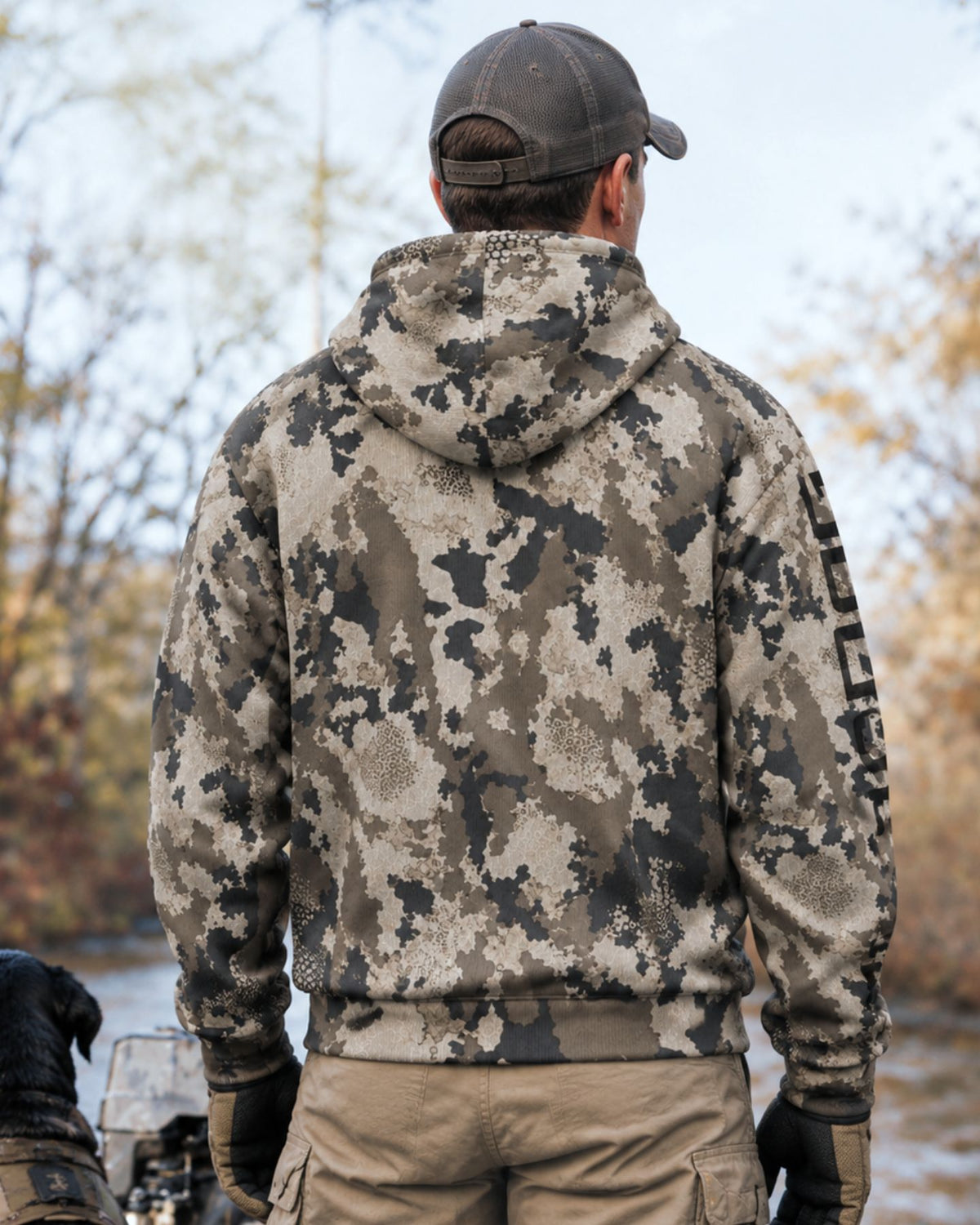 Marsh Raised Camo Fleece Hoodie (7).jpg