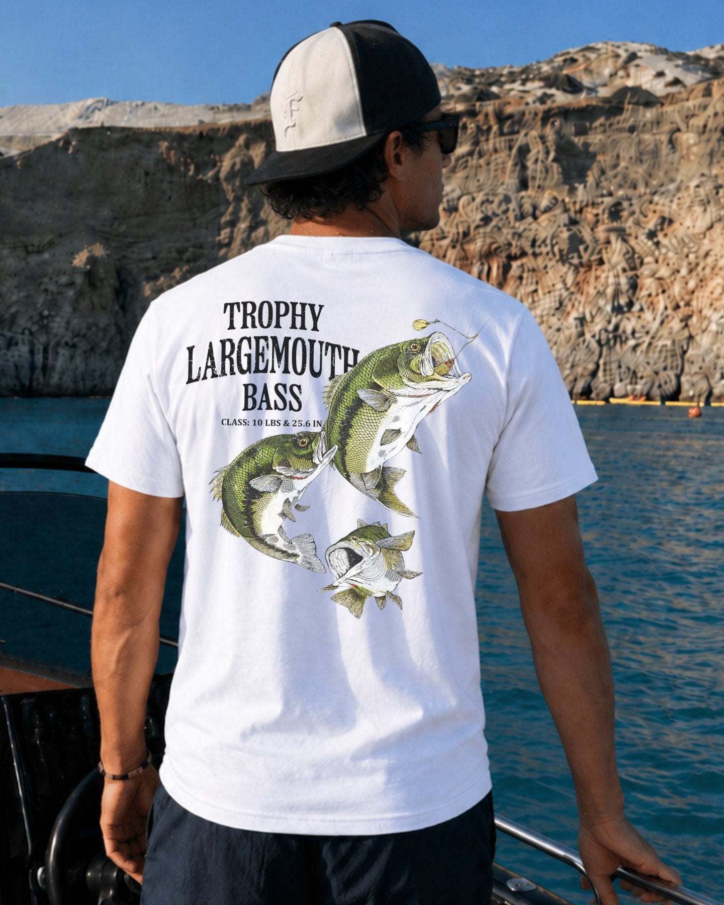 Trophy Largemouth Bass Fishing T-shirt